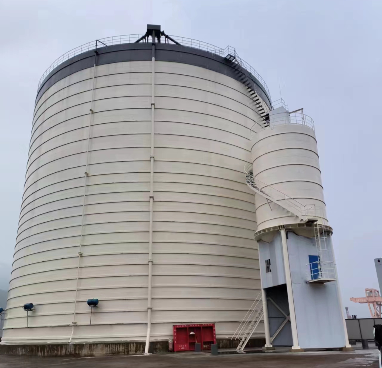 库伦10万吨水泥钢板库